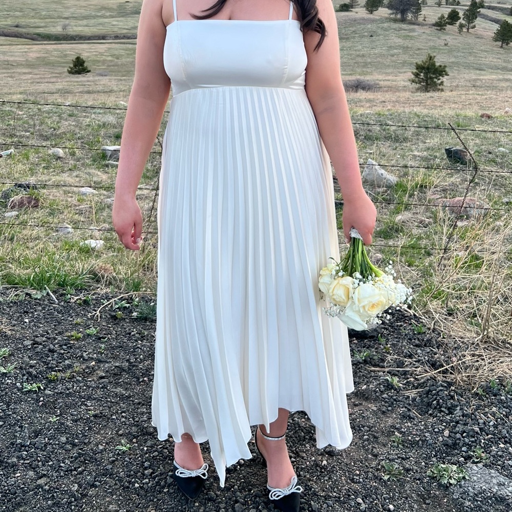 Abercrombie white pleated dress, worn for engagement photos